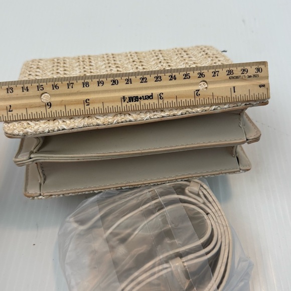 Summer purse Unbranded Stylish Woven Tan Bag NWOT - Picture 3 of 11